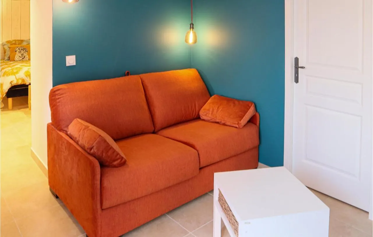 Gorgeous Apartment In Villes Sur Auzon With Wifi  Villes-sur-Auzon